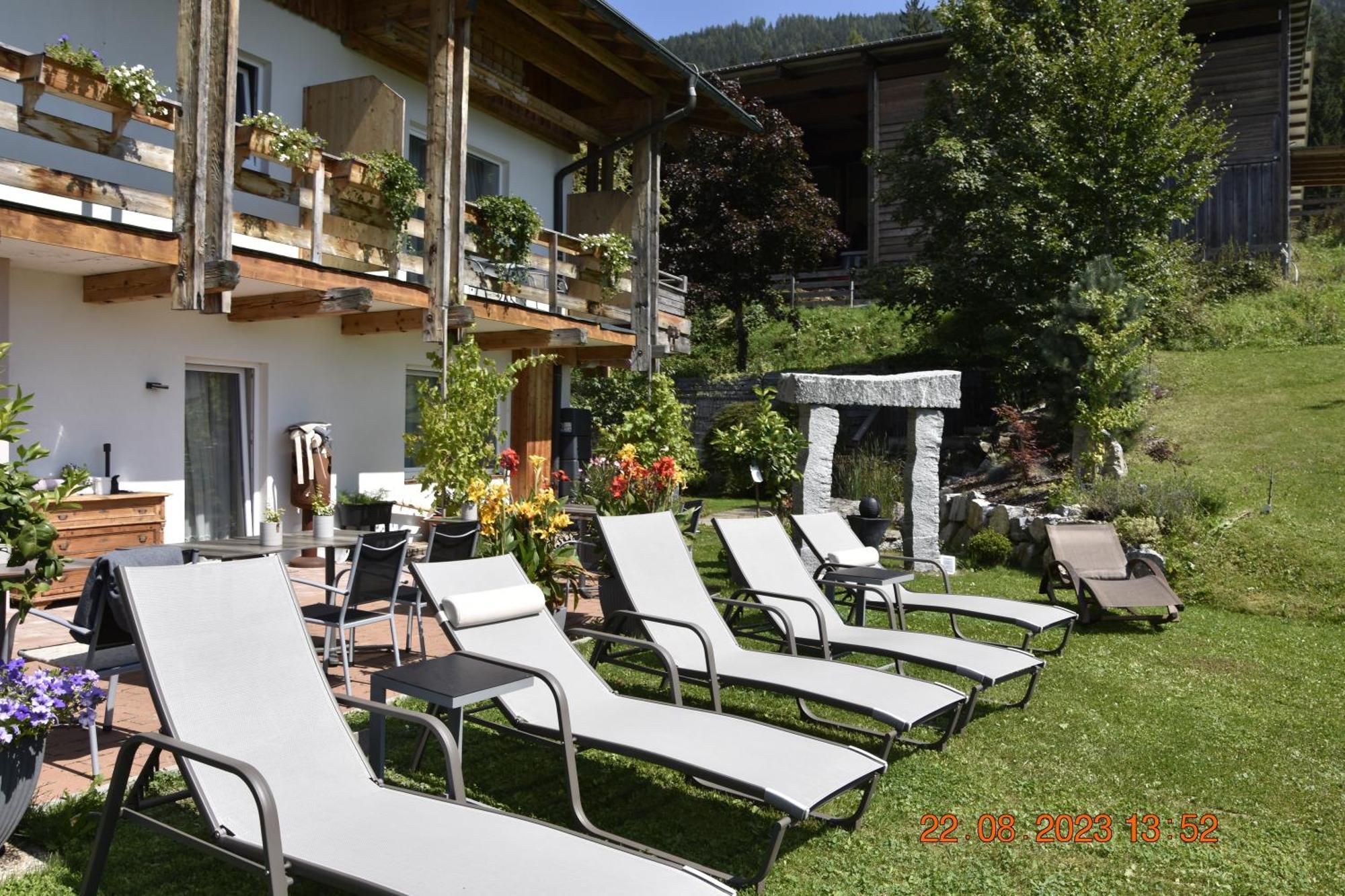 Anna Hotel